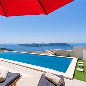 Luxury 4 Bedroom Villa with Infinity Pool, Sauna, Gym, Jacuzzi and Sea Views in Orašac, near Dubrovnik, Sleeps 8